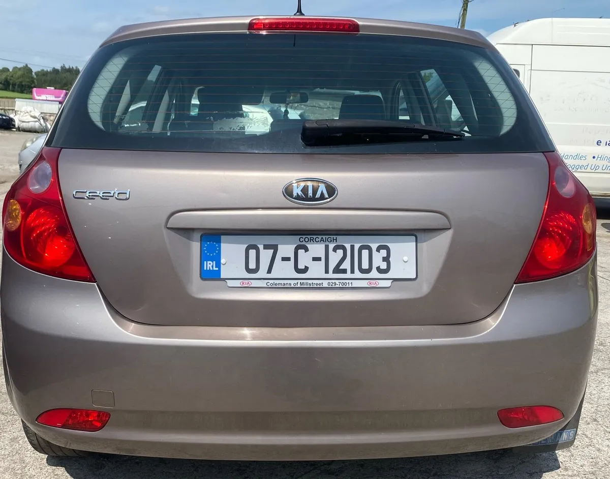2007 kia ceed 1.4 petrol manual for sale… - Image 3