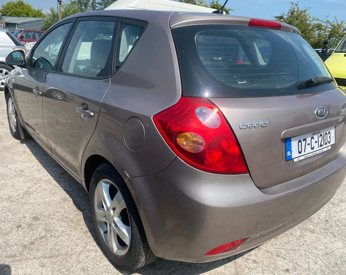2007 kia ceed 1.4 petrol manual for sale… - Image 4