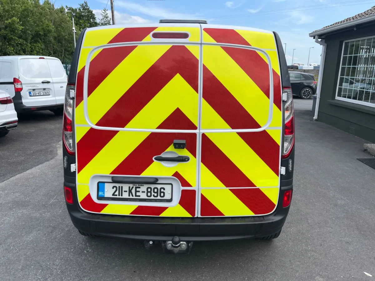 Renault Kangoo 1.5L Diesel (1 Owner) - Image 4