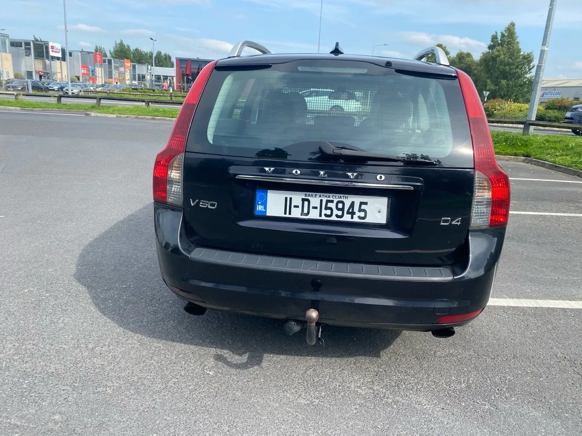 Volvo V50 Automatic Diesel - Image 4