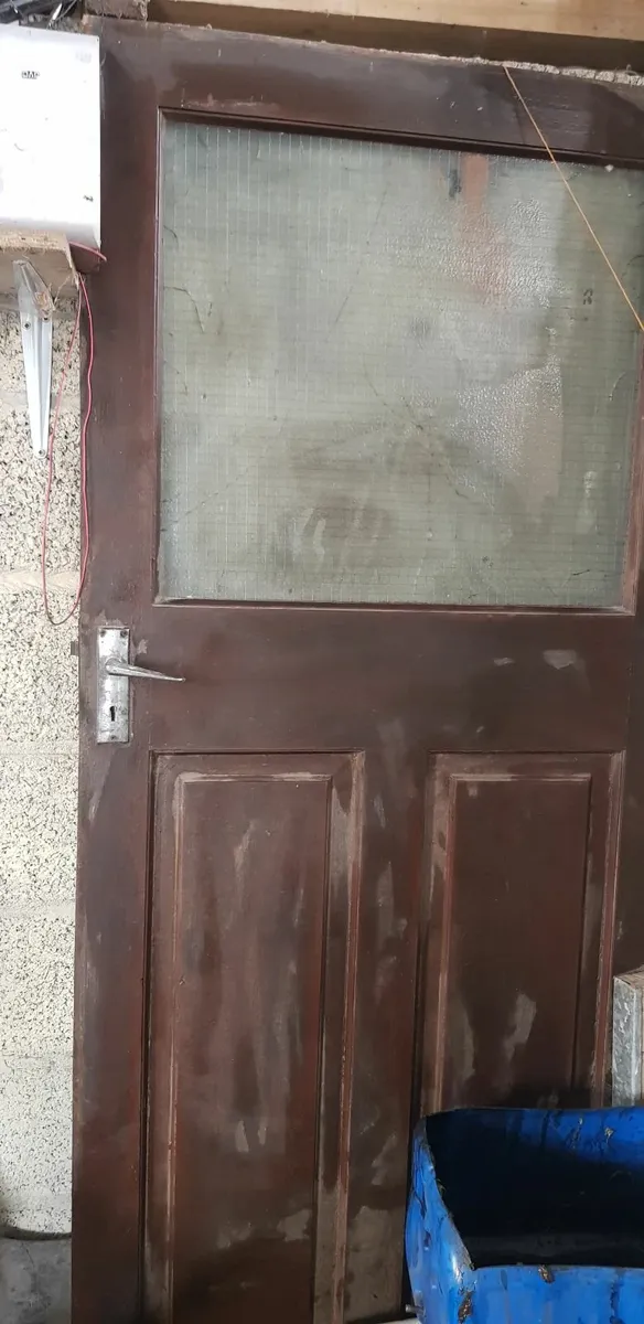 Door - Image 1