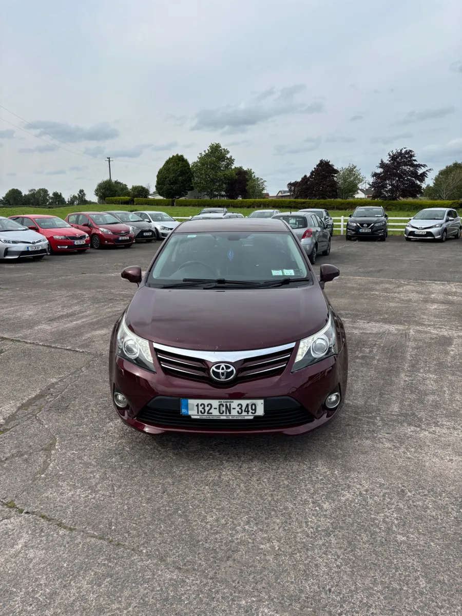 Toyota Avensis 2013 - Image 2
