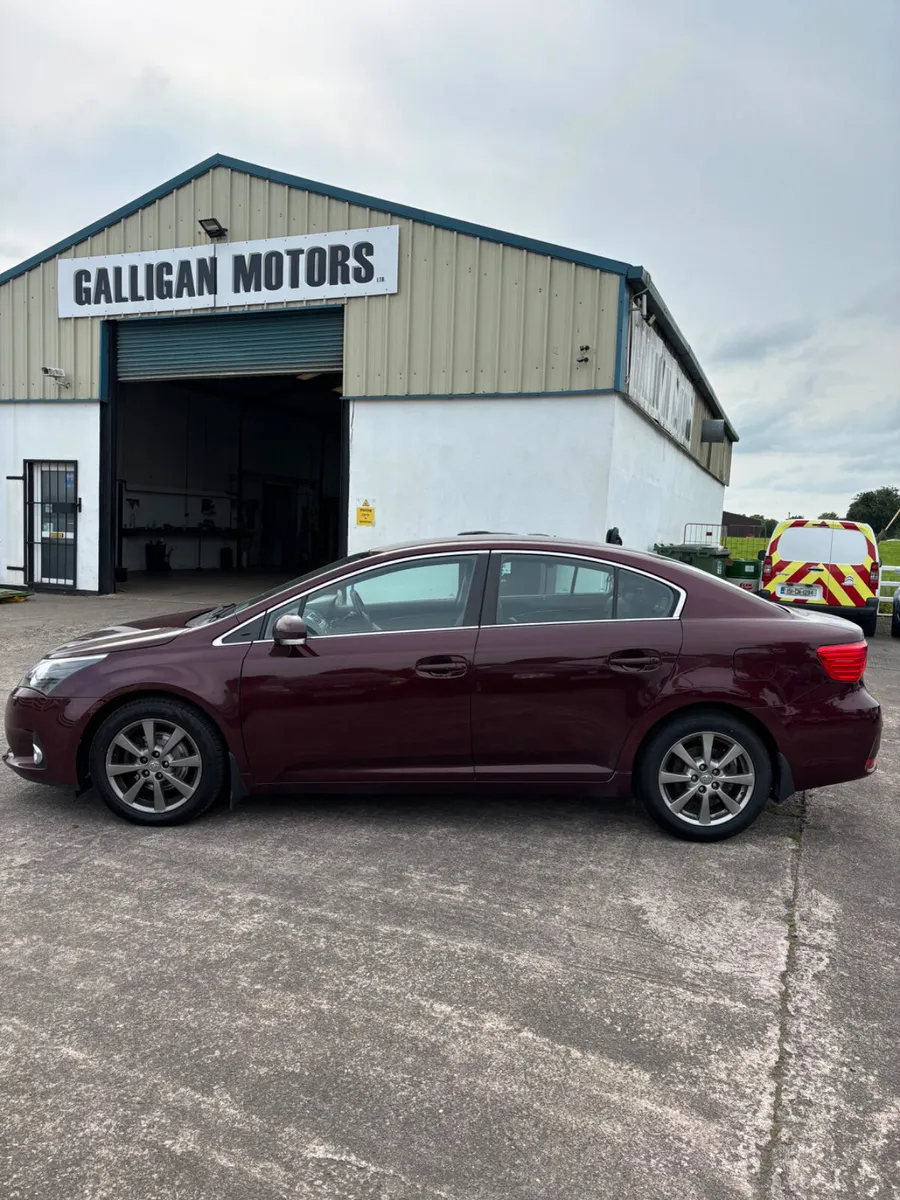 Toyota Avensis 2013 - Image 4