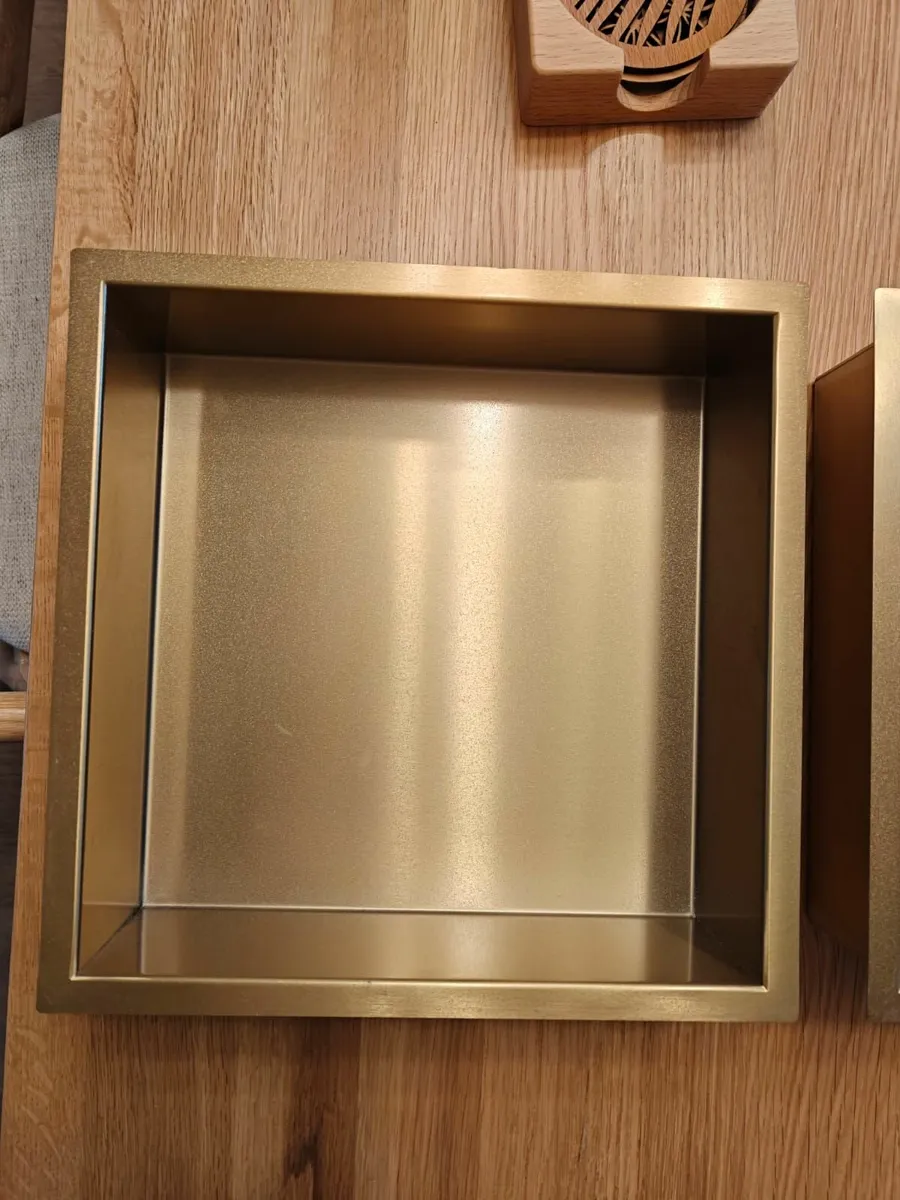 3 shower niches - Image 4