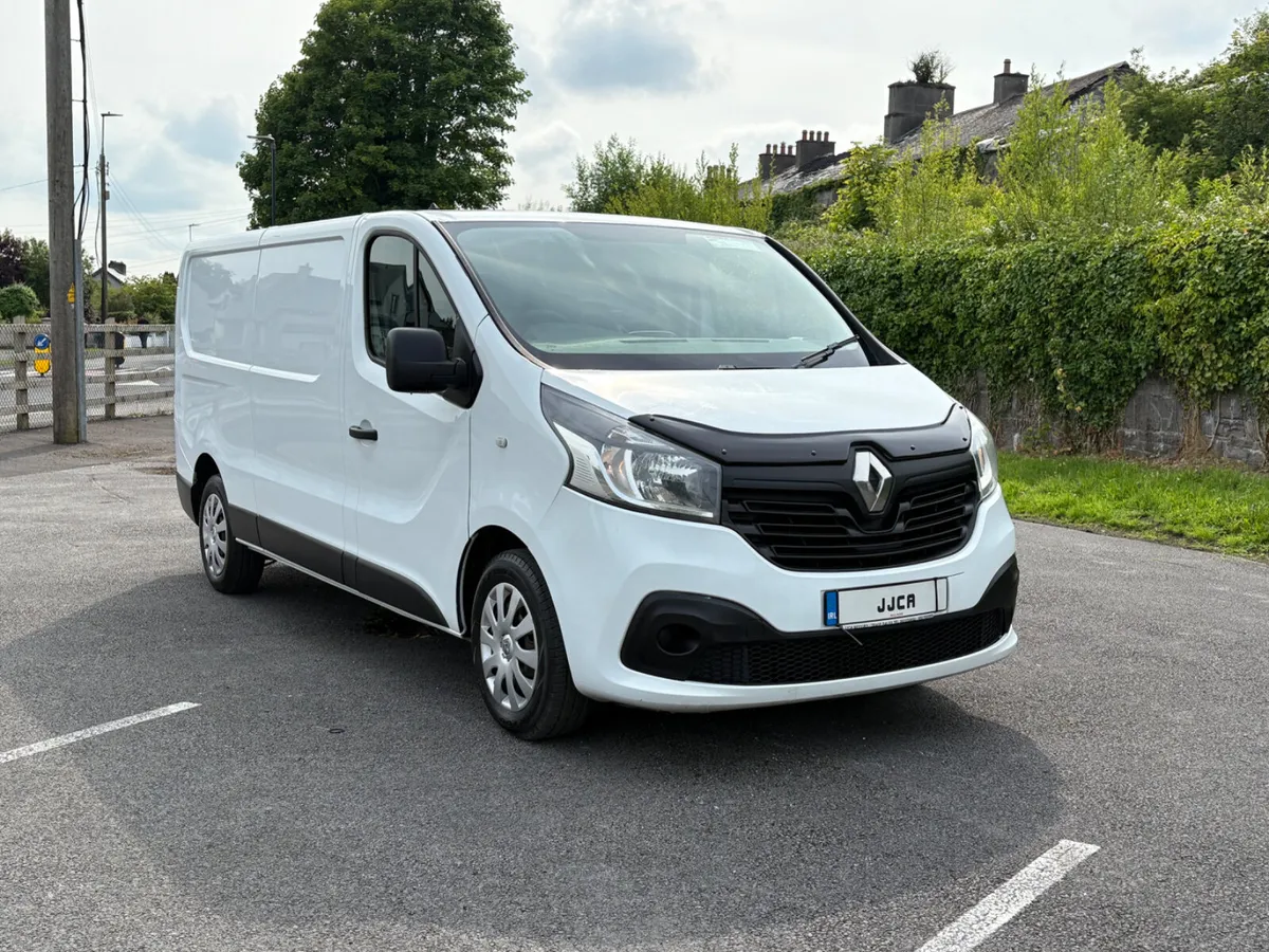 Renault Trafic 2016 - Image 1