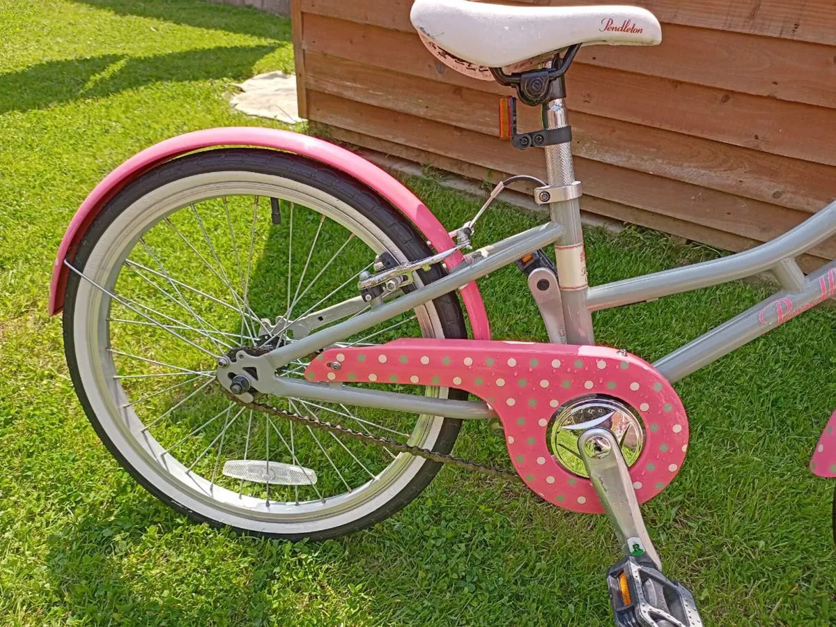 Kids bike size 20 inch wheels. - Image 3