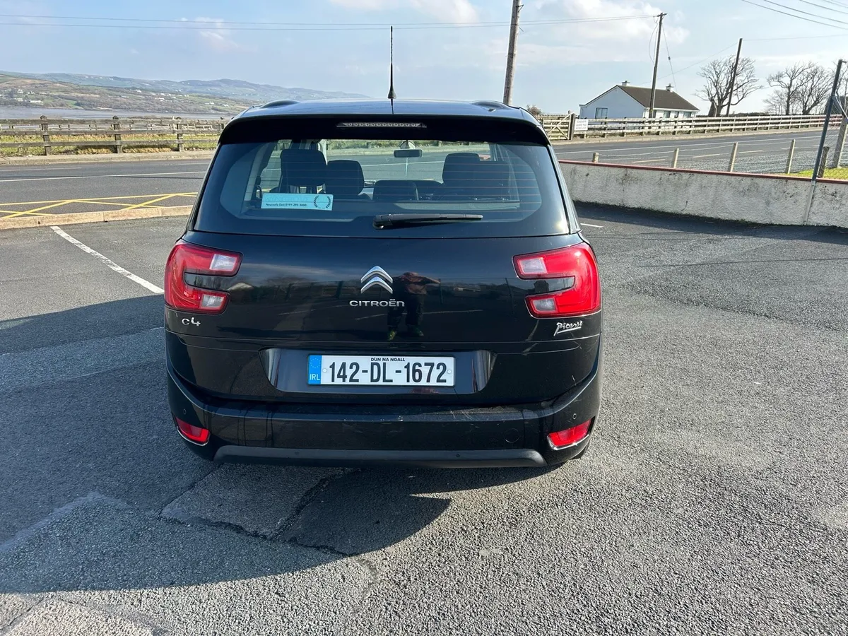 Black 7 seater Citroen Grand C4 Picasso - Image 4