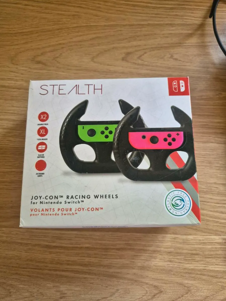Nintendo switch bundle - Image 2