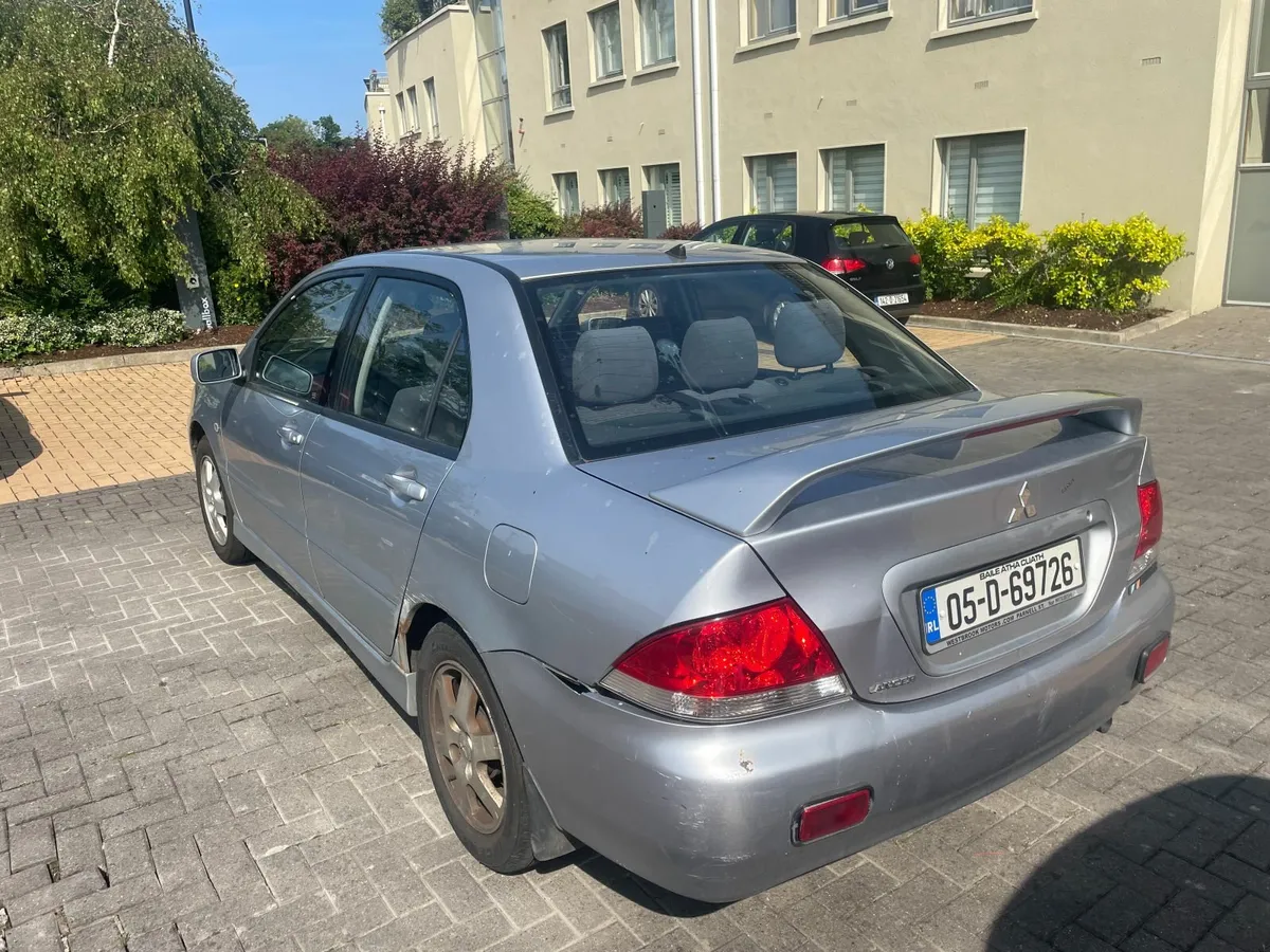 Mitsubishi Lancer 2005 - Image 2