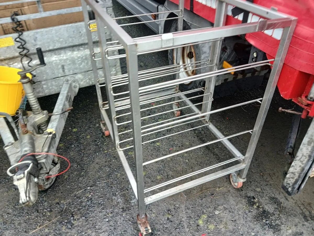 Stainless steel trolly fir trays ..delivered - Image 4