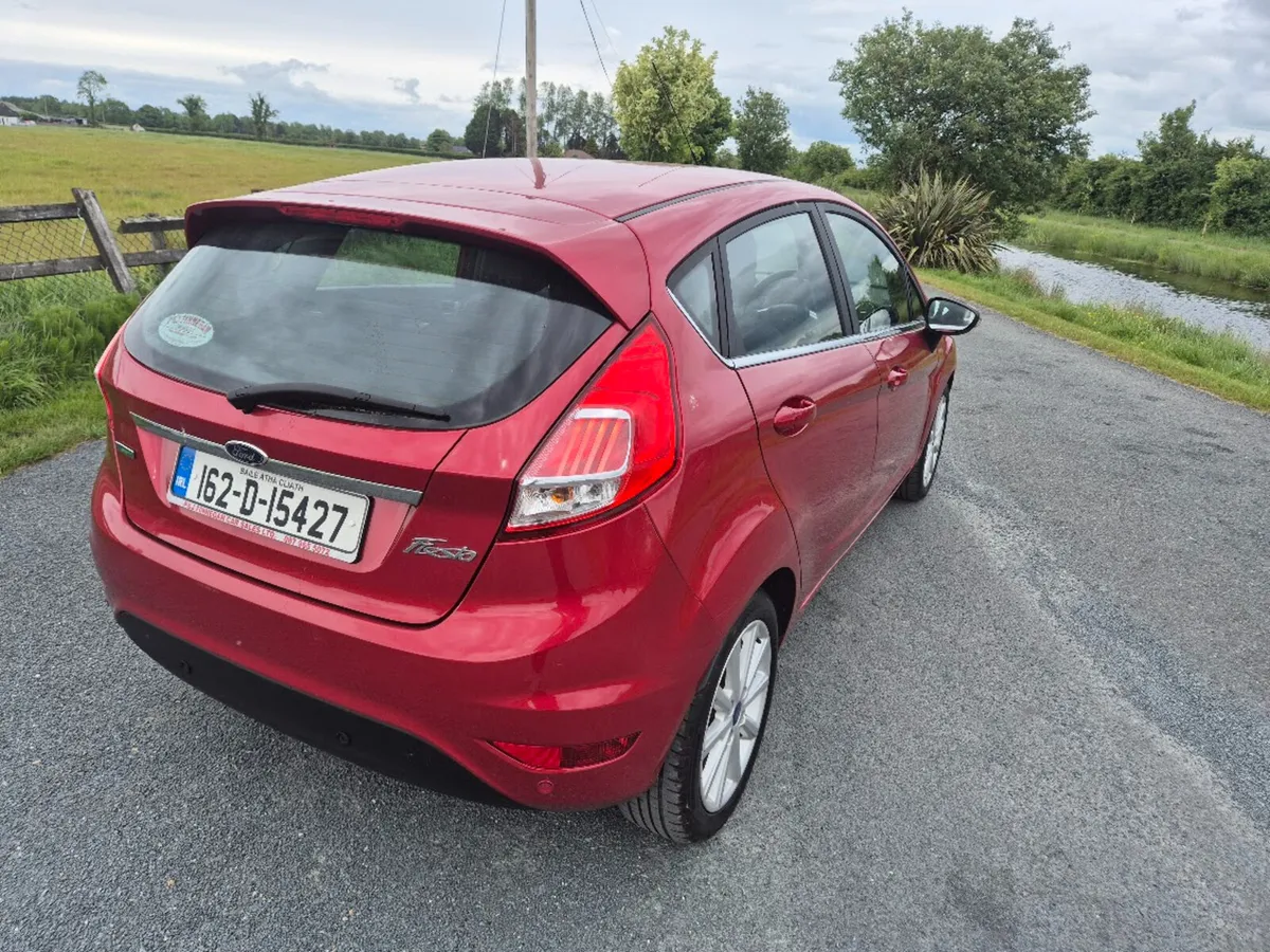 Ford Fiesta TITANIUM 1.0 ECO 100PS AUTOMATIC - Image 4