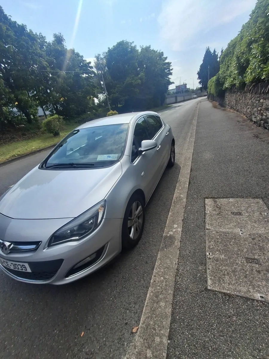 Vauxhall Astra 2015 sri cdit eco - Image 1