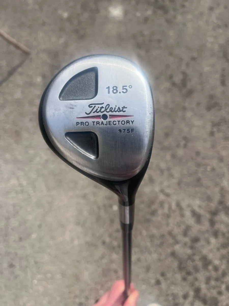 Titliest 5 wood (S shaft) - Image 2