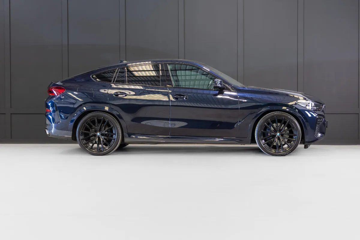 2023 BMW X6 X-Drive 30d M-Sport 2 Seat Commercial - Image 2