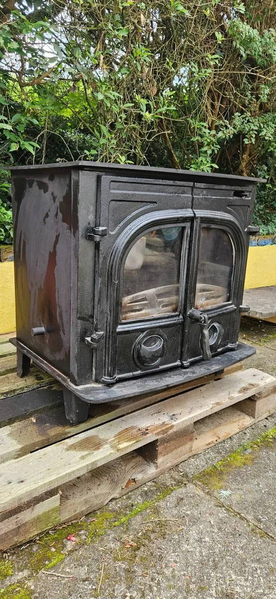 Boiler Stove, Plinth, Chimney casing - Image 4