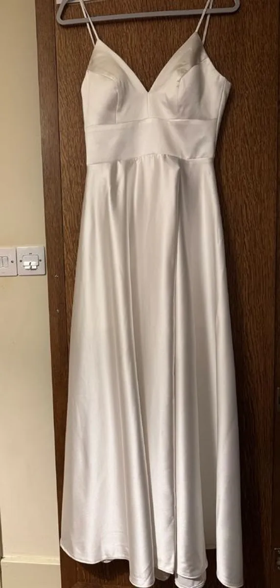 Wedding dress - Image 4