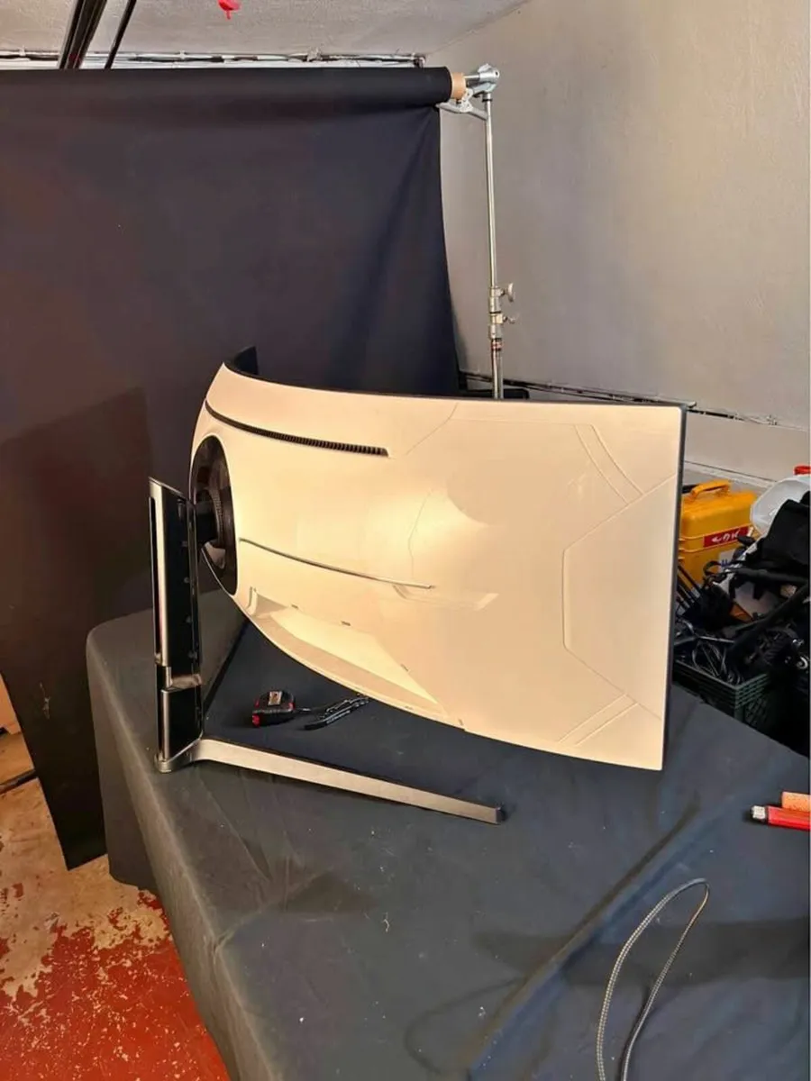 Samsung G9 - Image 2