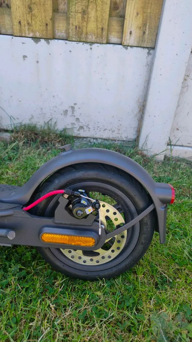Xmami pro 2 scooter - Image 3