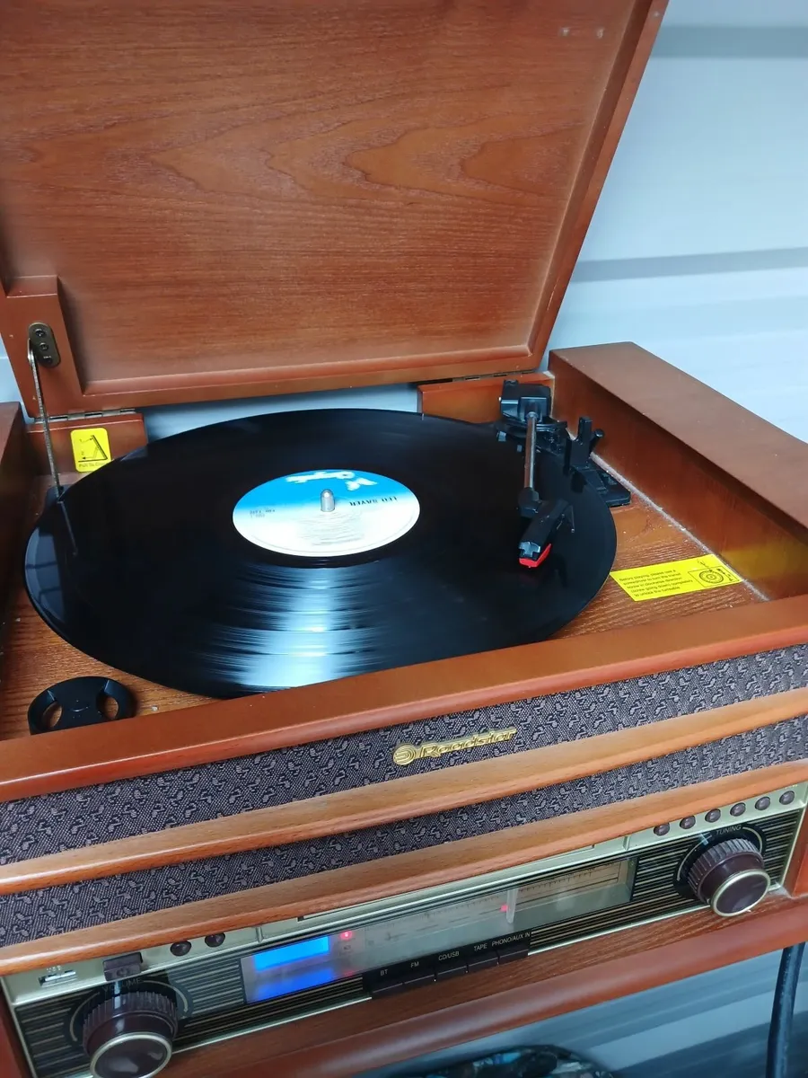Record palyer - Image 1