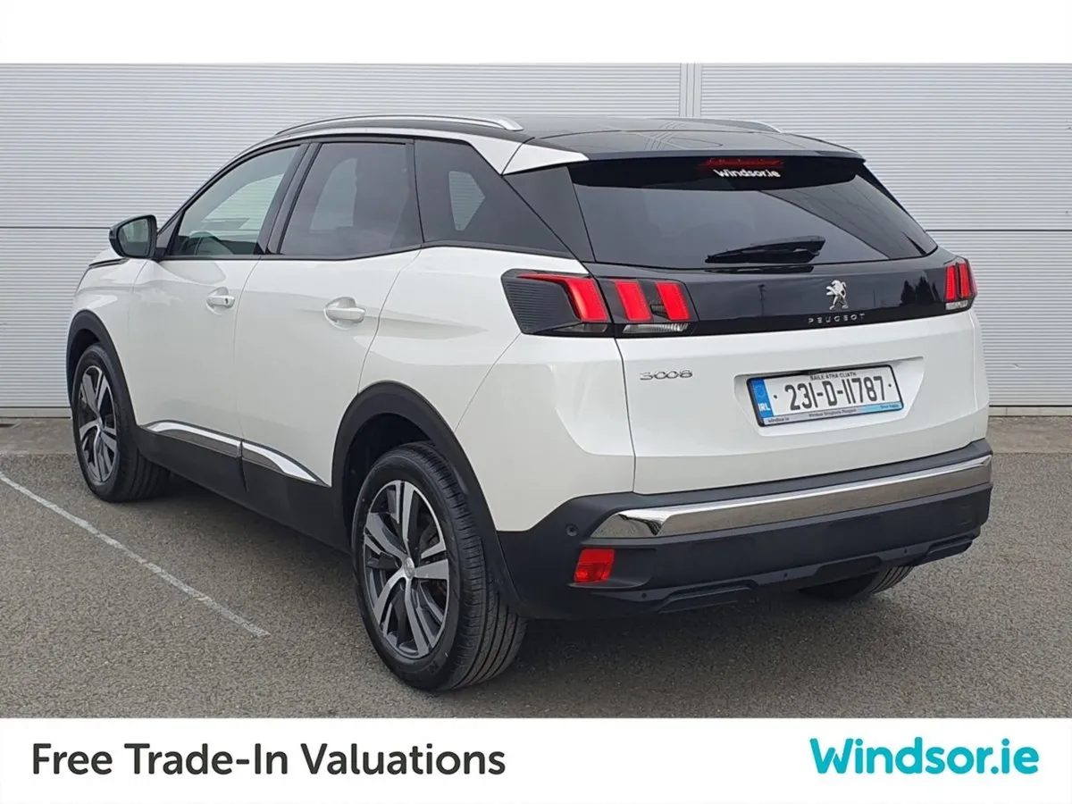 Peugeot 3008 1.5 Bluehdi 130bhp Auto Allure - Image 2