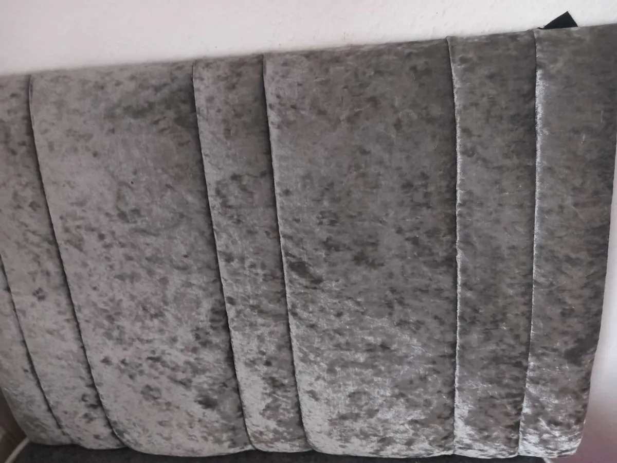 Single  bed with mattress - Image 3