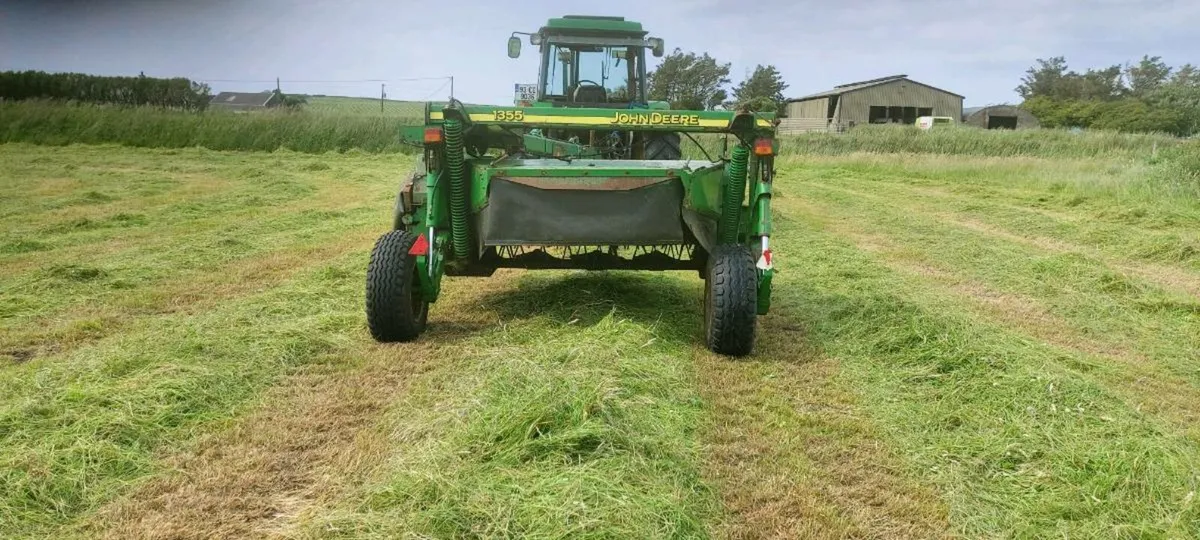 John deere 1355 - Image 1