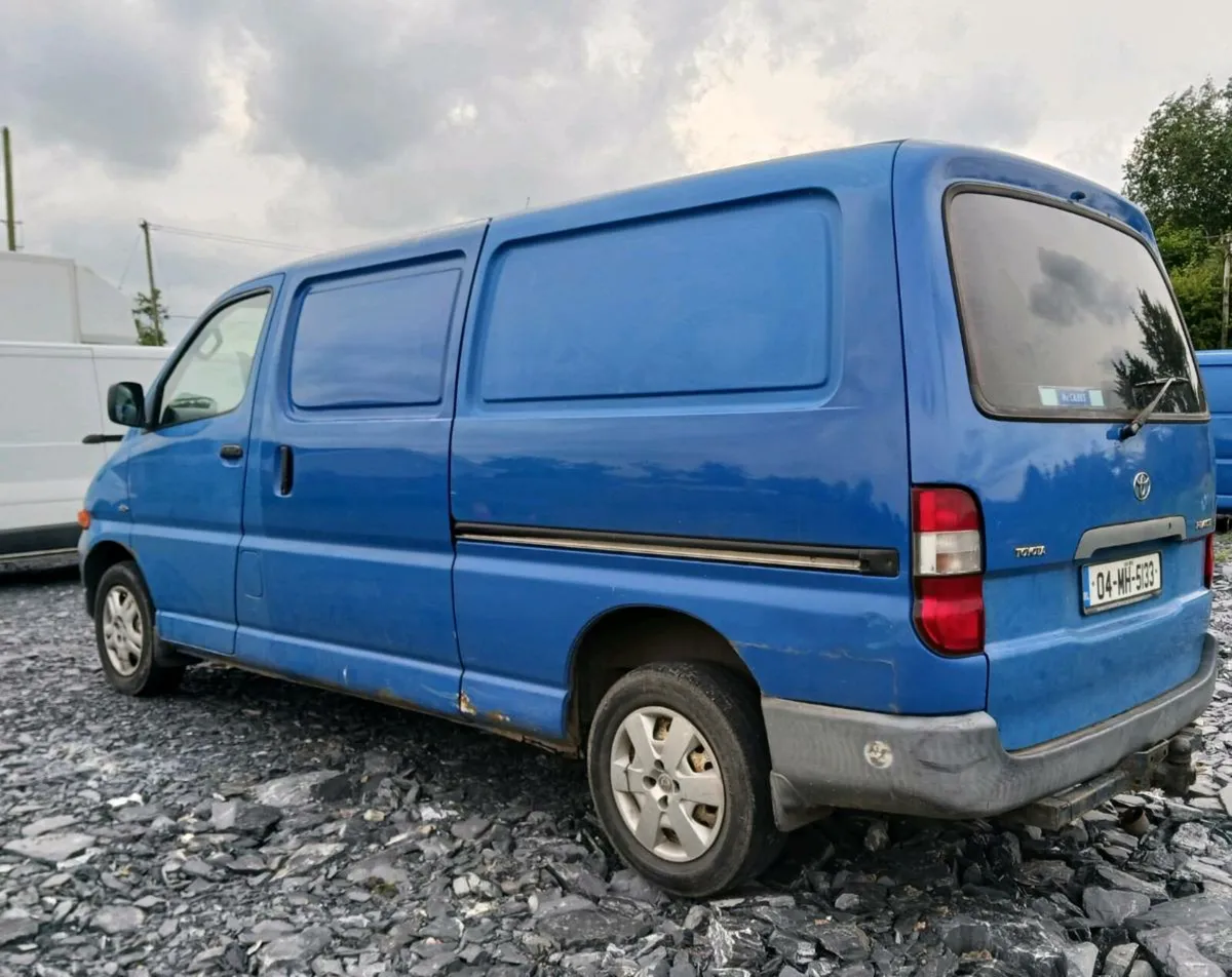 2004 hiace lwb...no test.... - Image 4