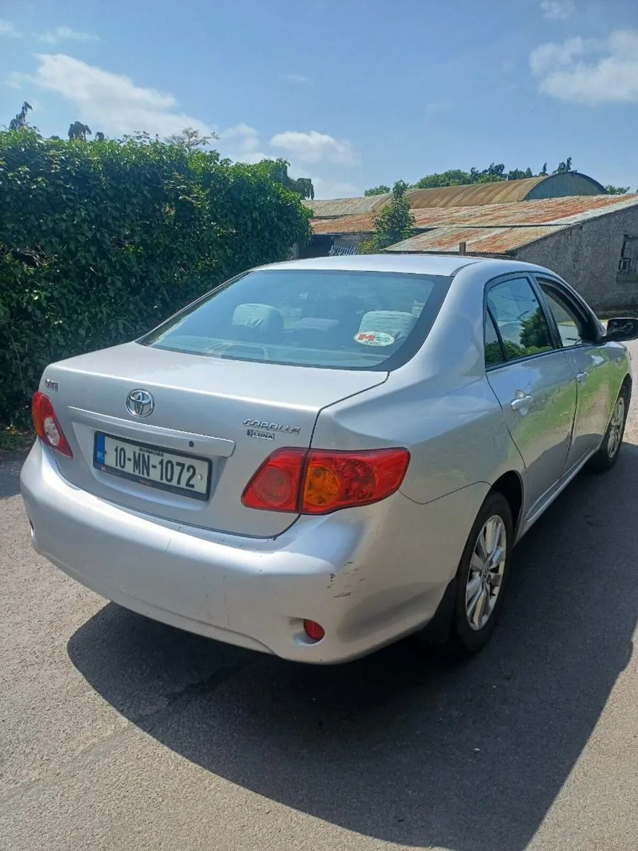 TOYOTA COROLLA 2010 - Image 3
