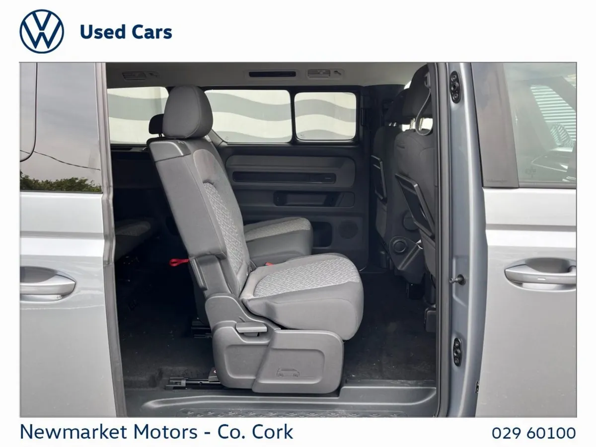 Volkswagen ID. Buzz 7 Seater Style 86kwh 280BHP H - Image 3
