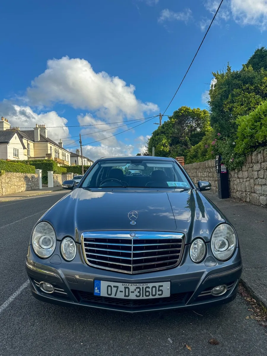 Mercedes Benz E200 Avantgarde - Image 2