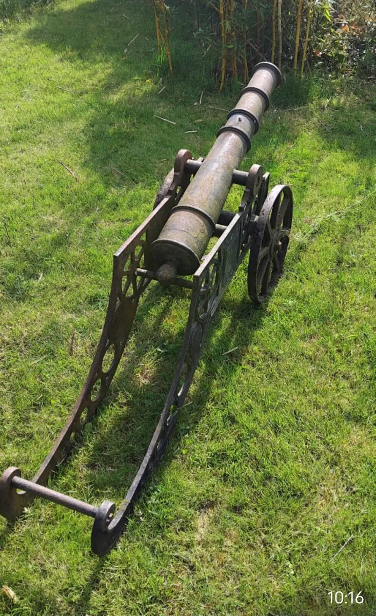 Garden cast Iron Cannon - Image 1