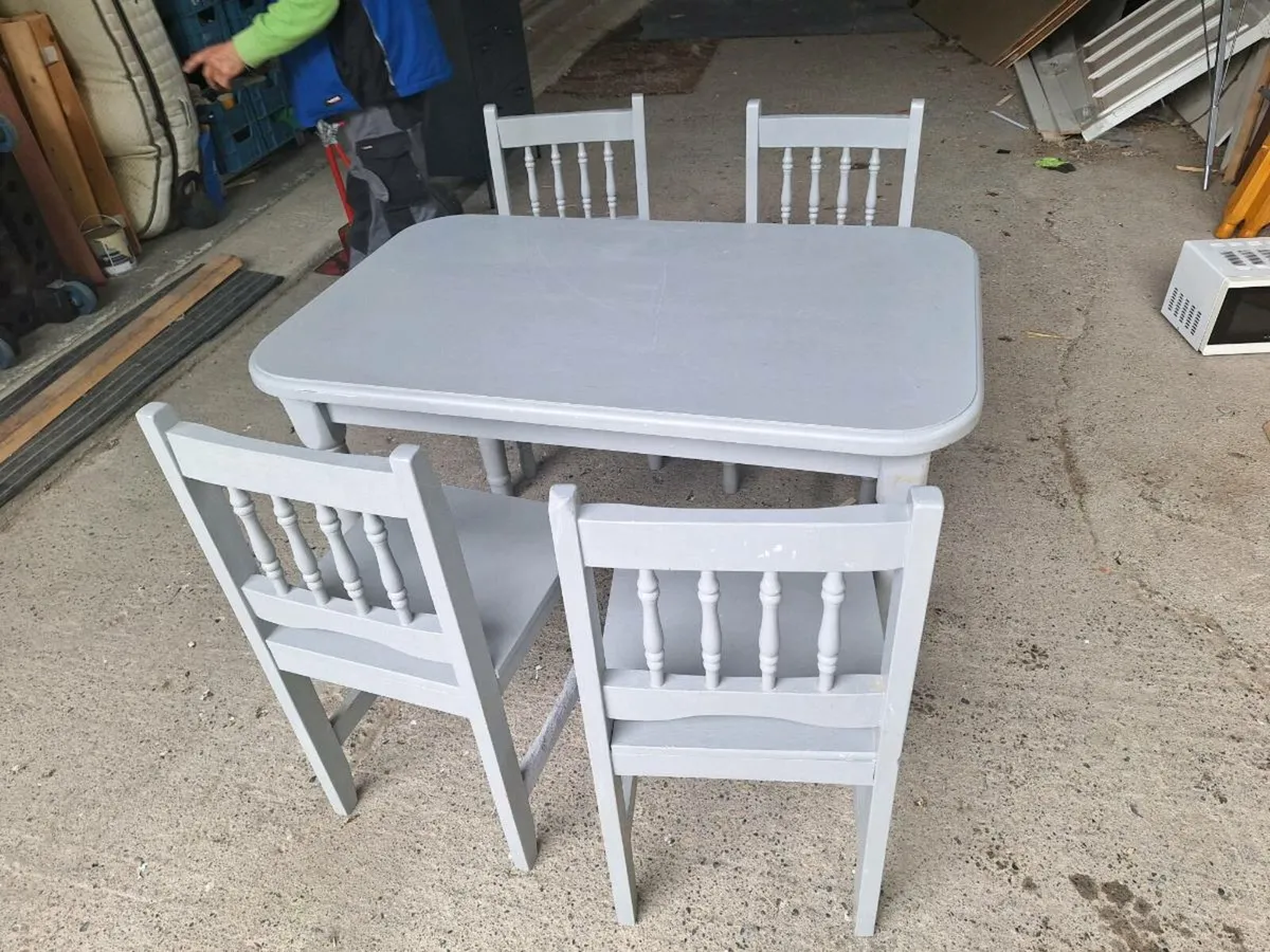 Kitchen table with chairs (DELIVERY) - Image 1