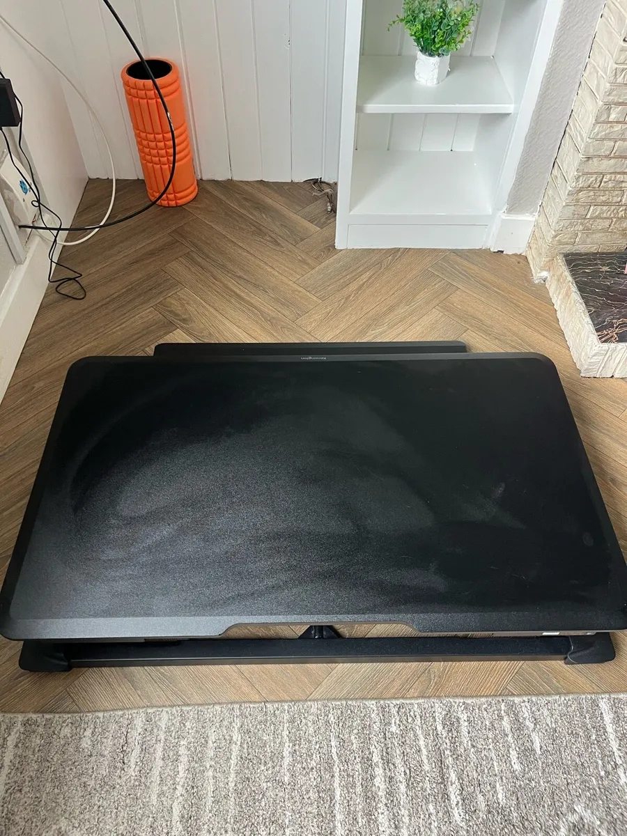 Extendable Standing desk - Image 1