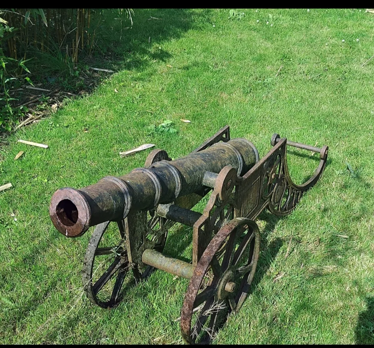 Garden cast Iron Cannon - Image 2