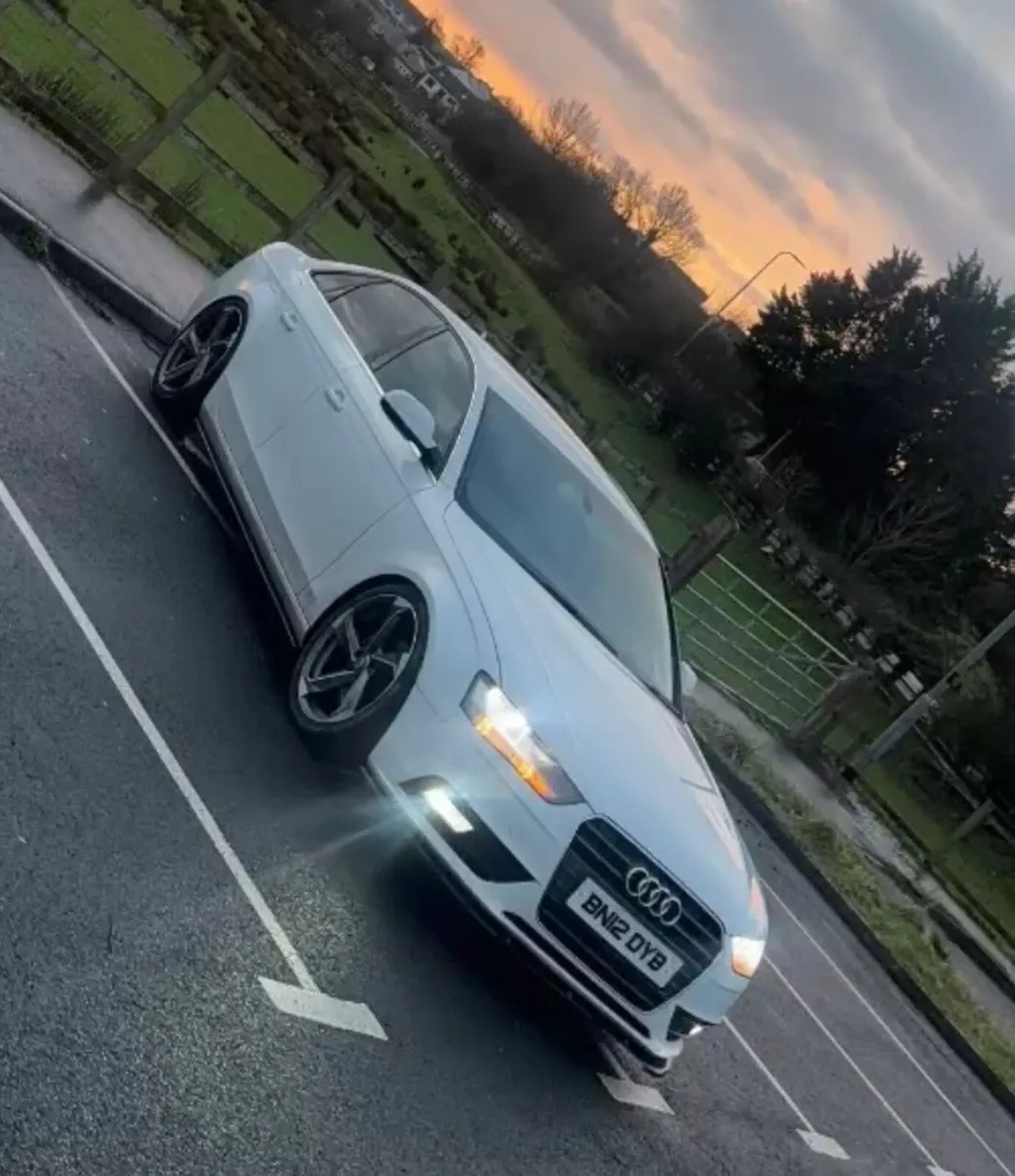 2012 Audi A4 - Image 4