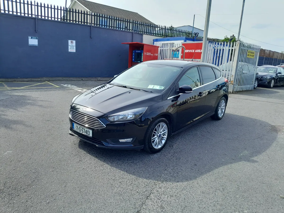 Ford Focus 2017 High spec - Image 3