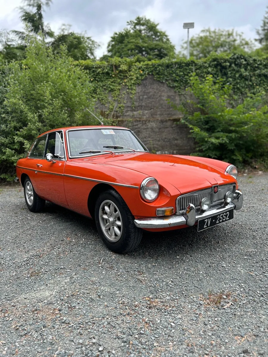 1975 MGB GT - Image 3