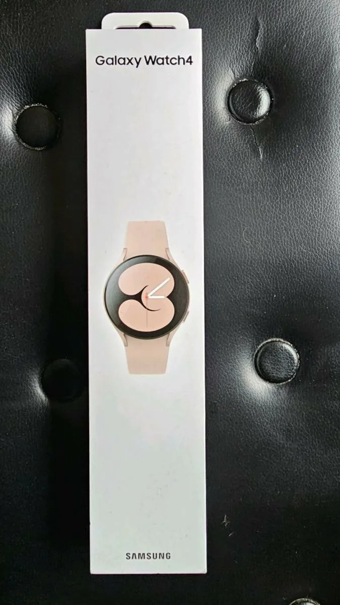 Samsung Watch 4 - Image 1