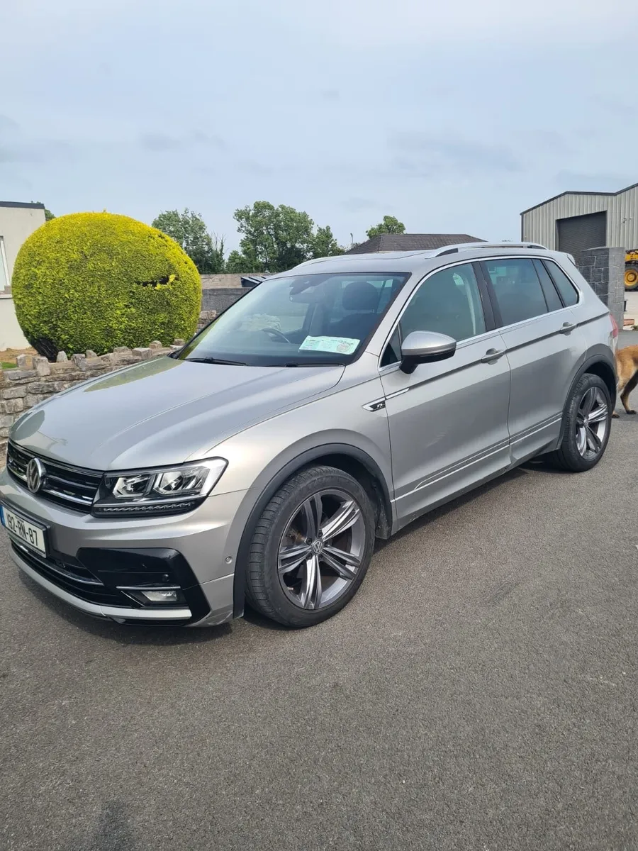 Volkswagen Tiguan 192 LOW MILES -Sunroof - Image 1