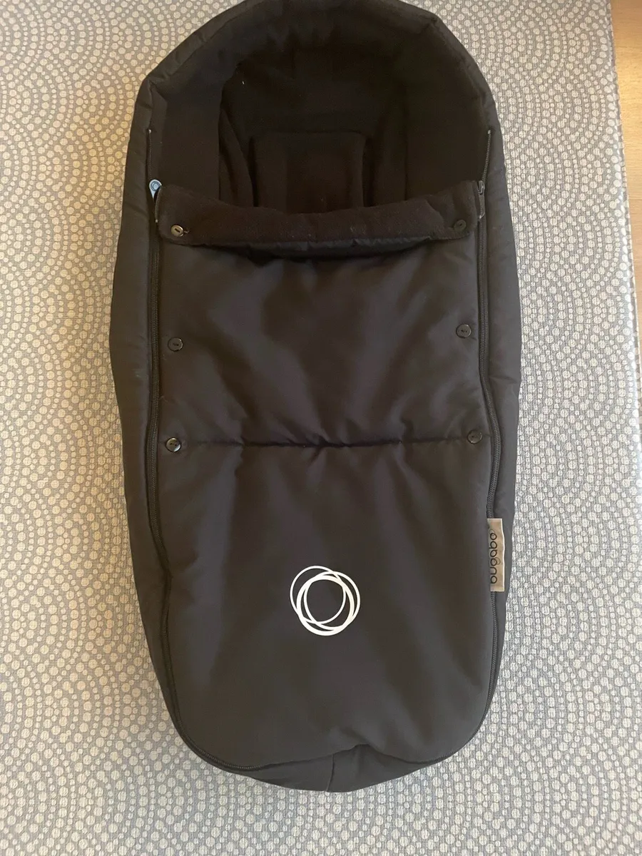 Bugaboo black cocoon - Image 4