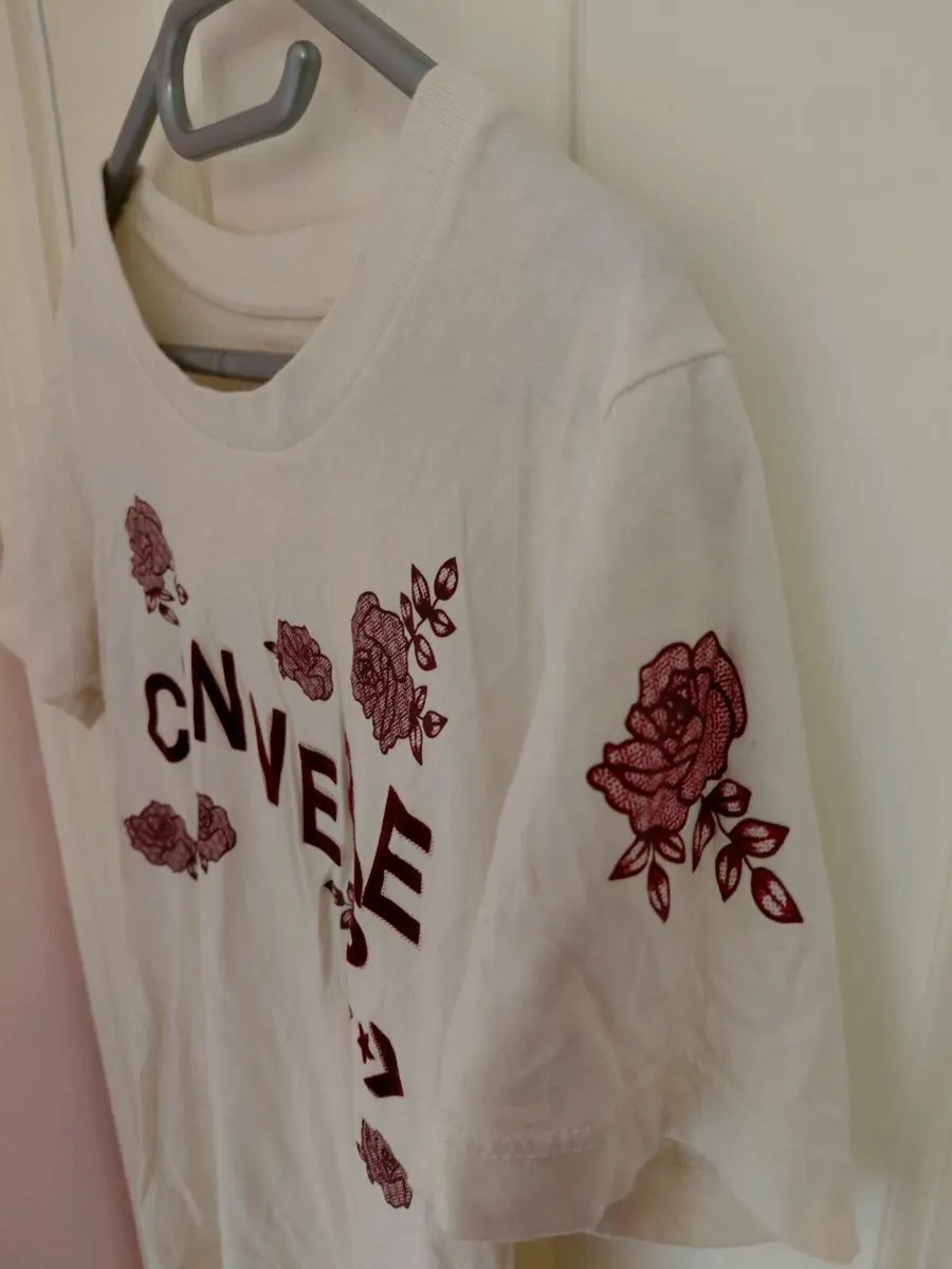 Womens Converse t-shirt - Image 3