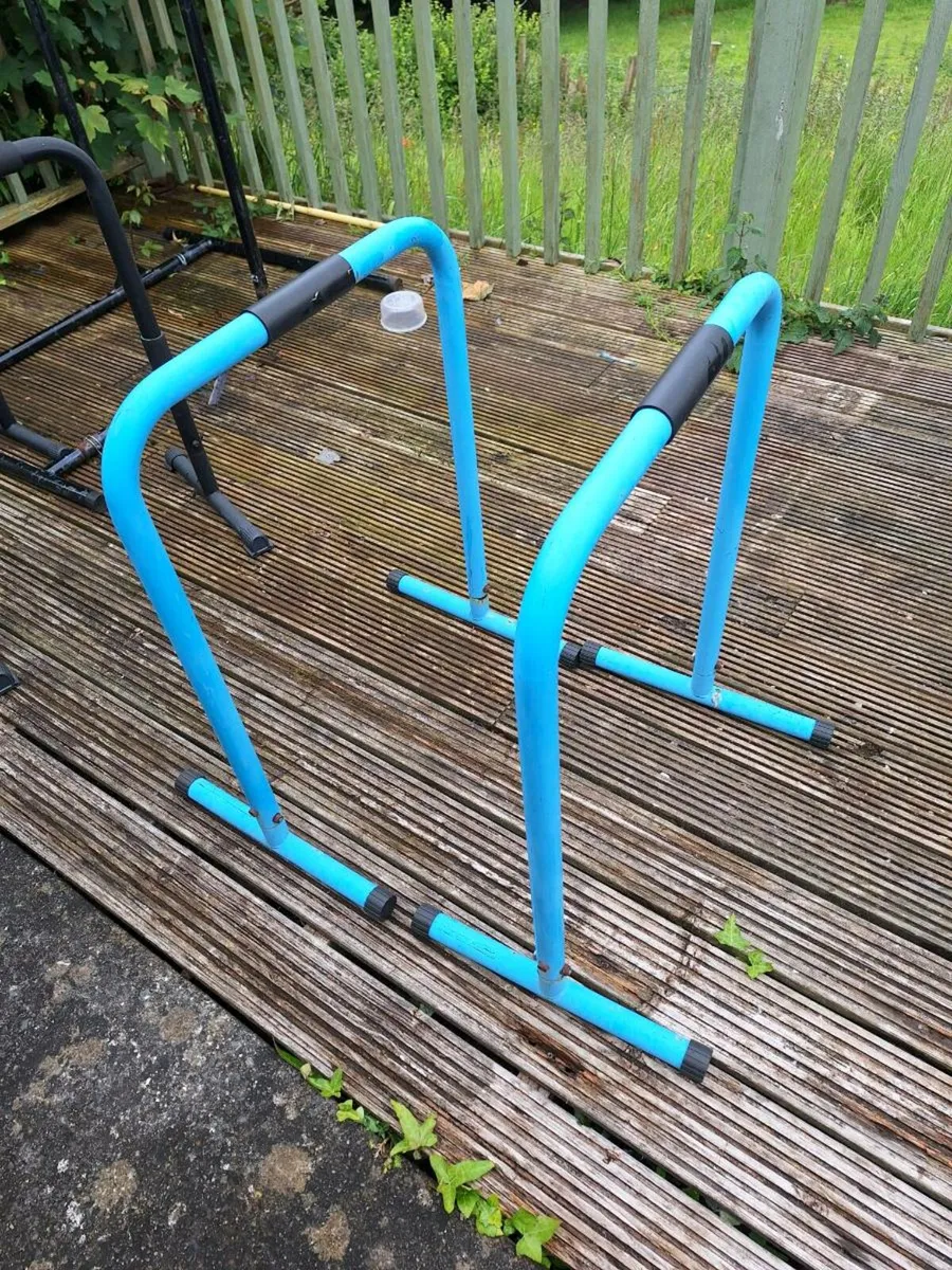 Dip stands (DELIVERY?) - Image 3