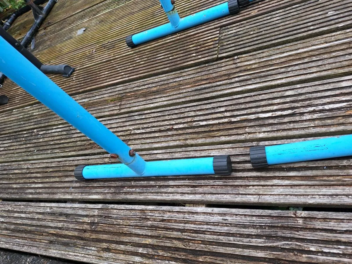 Dip stands (DELIVERY?) - Image 4