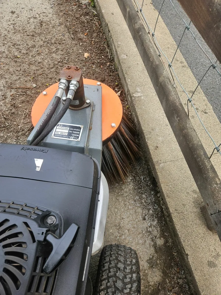Moss sweeper cubb 100 - Image 4