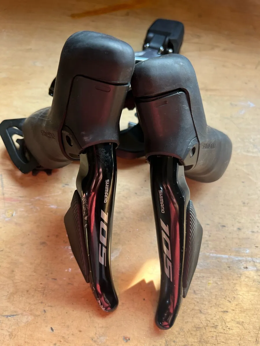 Shimano 105 di2 parts - Image 2