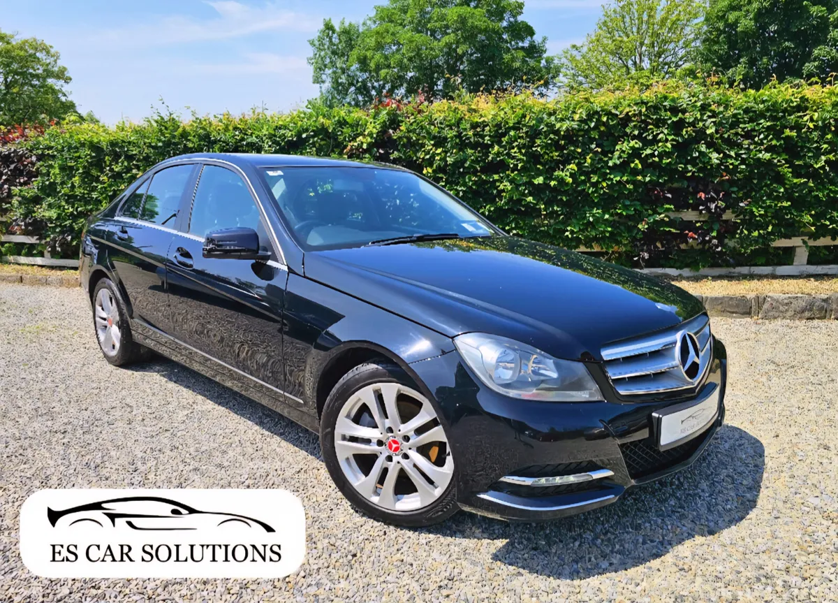 131 Mercedes C200 AVANTGARDE New NCT  + TAX 09/25 - Image 3