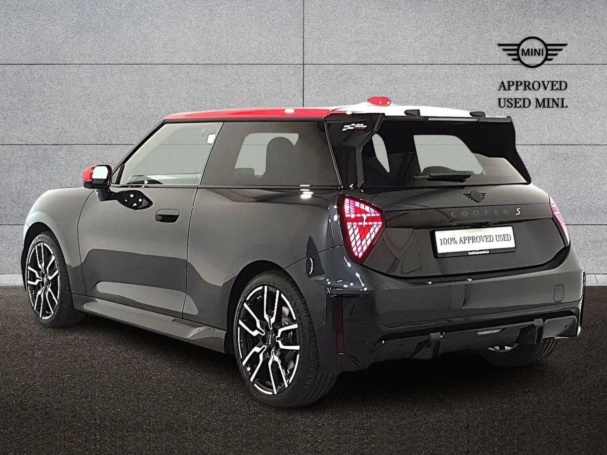 MINI HATCH Cooper SE - Image 3