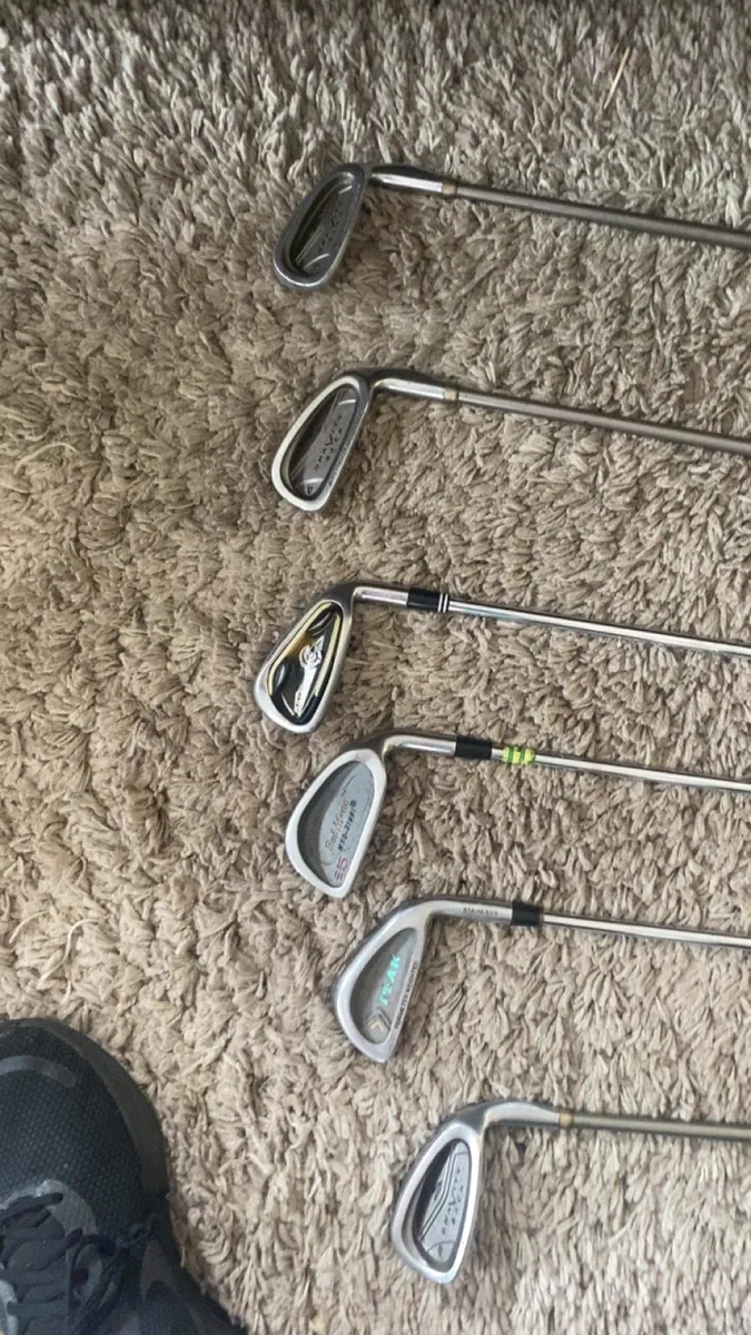 Golf clubs pw to 8 iron - Image 2