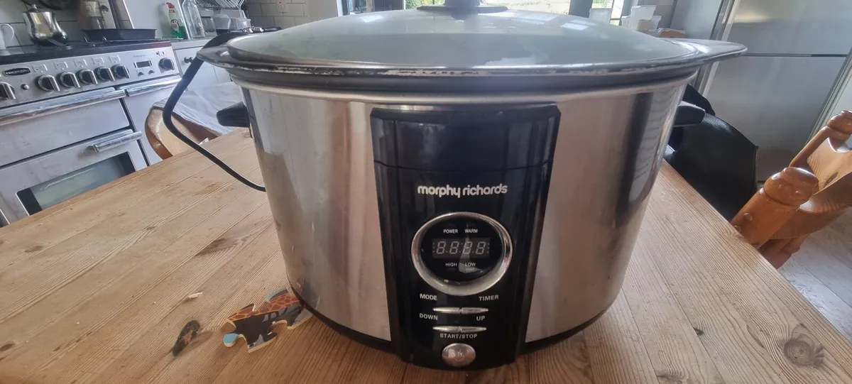 SLOW COOKER (FREE)