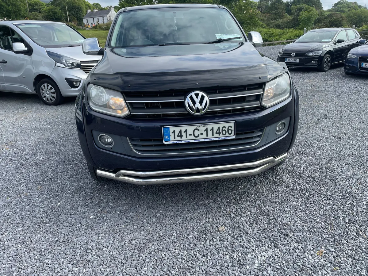 Volkswagen Amarok 2014 like new - Image 2